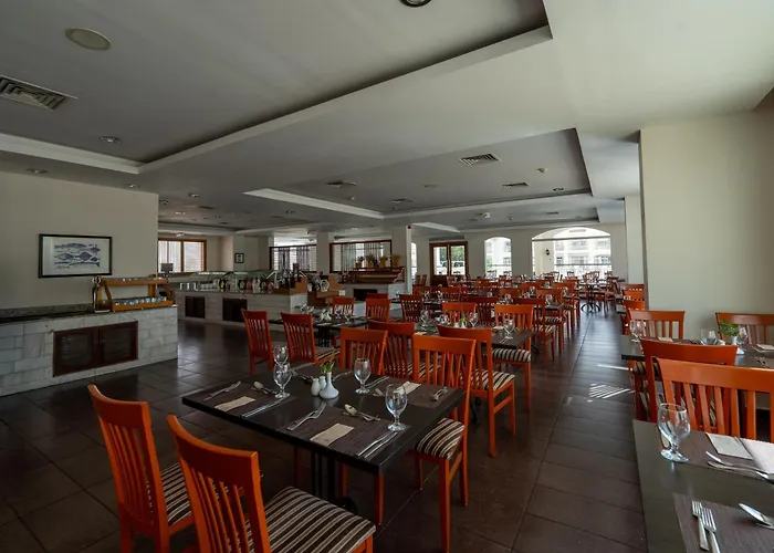 Resort Jaz Neo Sharks Bay 4*