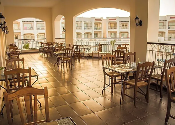 Jaz Neo Sharks Bay Resort Şarm El-Şeyh